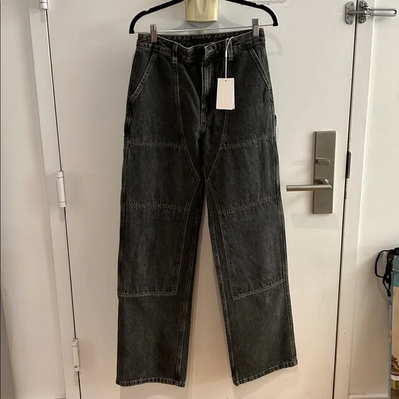 New Helmut Lang
Carpenter Jeans in Washed Charcoal- Size 28 - Picture 2 of 7